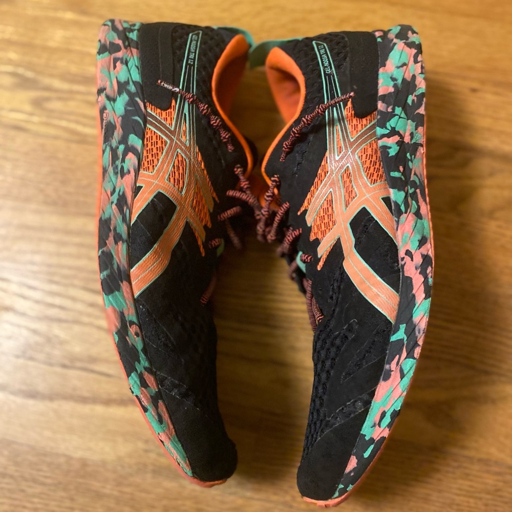 Mens ASIC Gel running sneakers